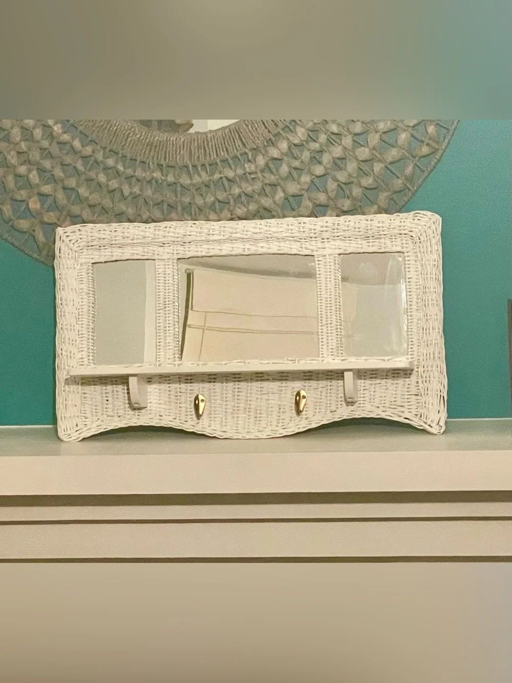 N/A white wicker